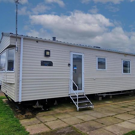 8 Berth Caravan For Hire At Manor Park Near To A Great Beach Ref 23041C Hunstanton Buitenkant foto